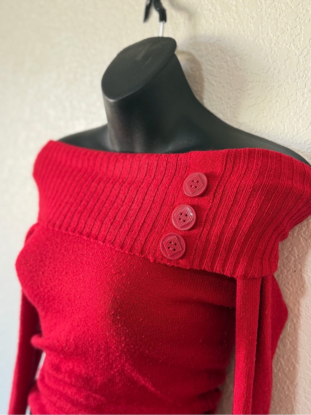 Y2K Red Off-The-Shoulder Ribbed Sweater Top - Picture 3 of 7